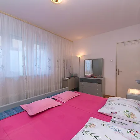 Aart * Podgora (Split-Dalmatia)