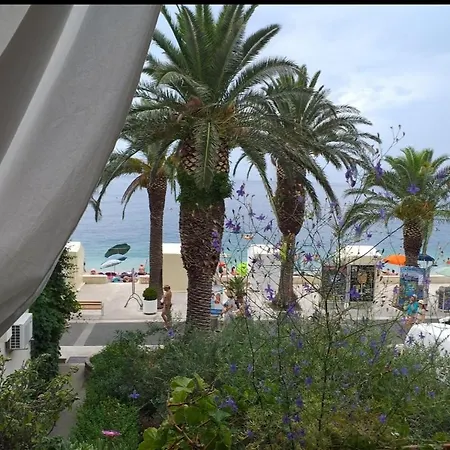 Aart * Podgora (Split-Dalmatia)